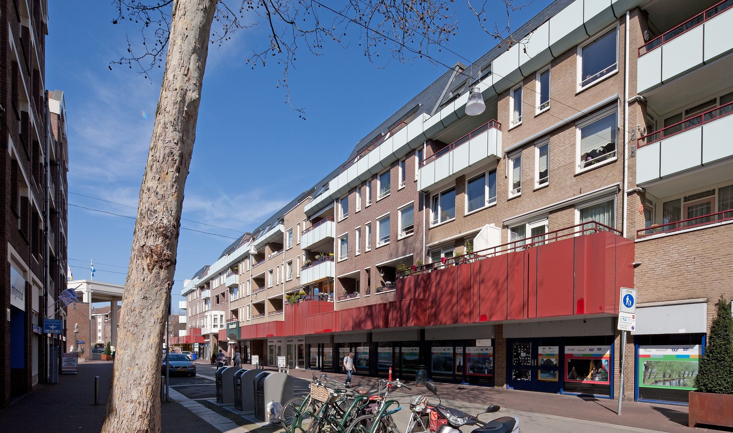 Vooraanzicht van appartementencomplex Herenhof