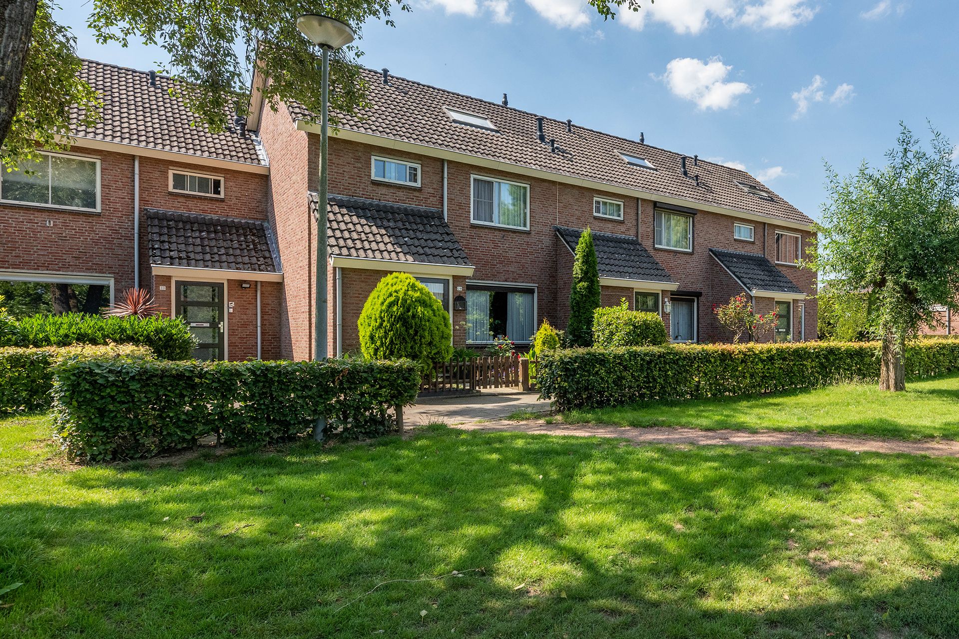 De voorkant van een eengezinwoning in Gendringen